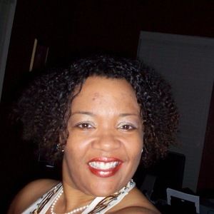 Meet your Posher, Cynthia